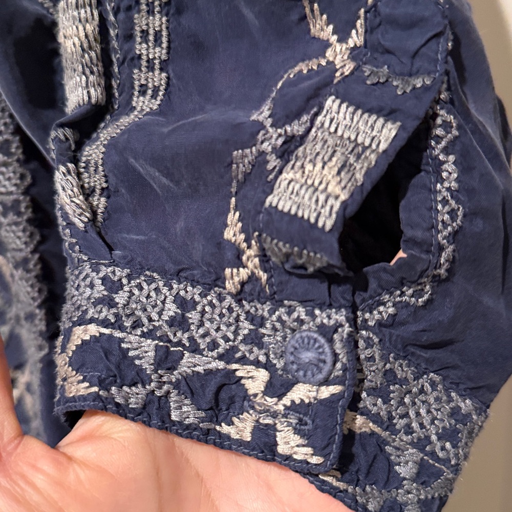 Johnny Was Deep Blue Embroidered Blazer size L - Picture 4 of 8